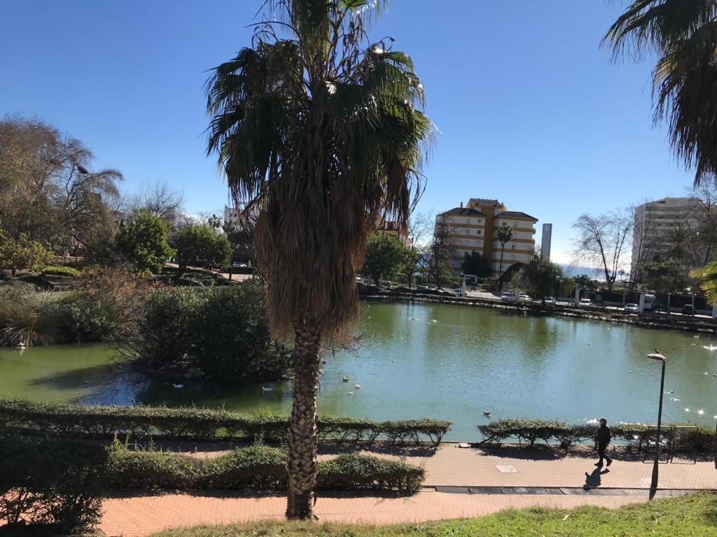 Estudio Recien Reformado En Primera Linea De Playa Apartment Benalmadena Luaran gambar